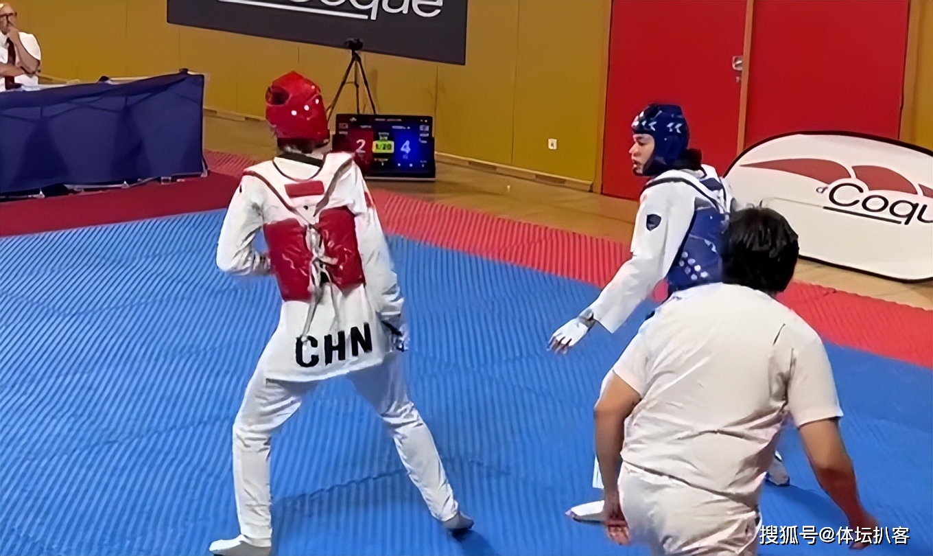 卢森堡击剑选手争取晋级决赛(几几年之前卢森堡一直在德国人手中) 卢森堡击剑选手争取晋级决赛(几几年之前卢森堡一直在德国人手中)