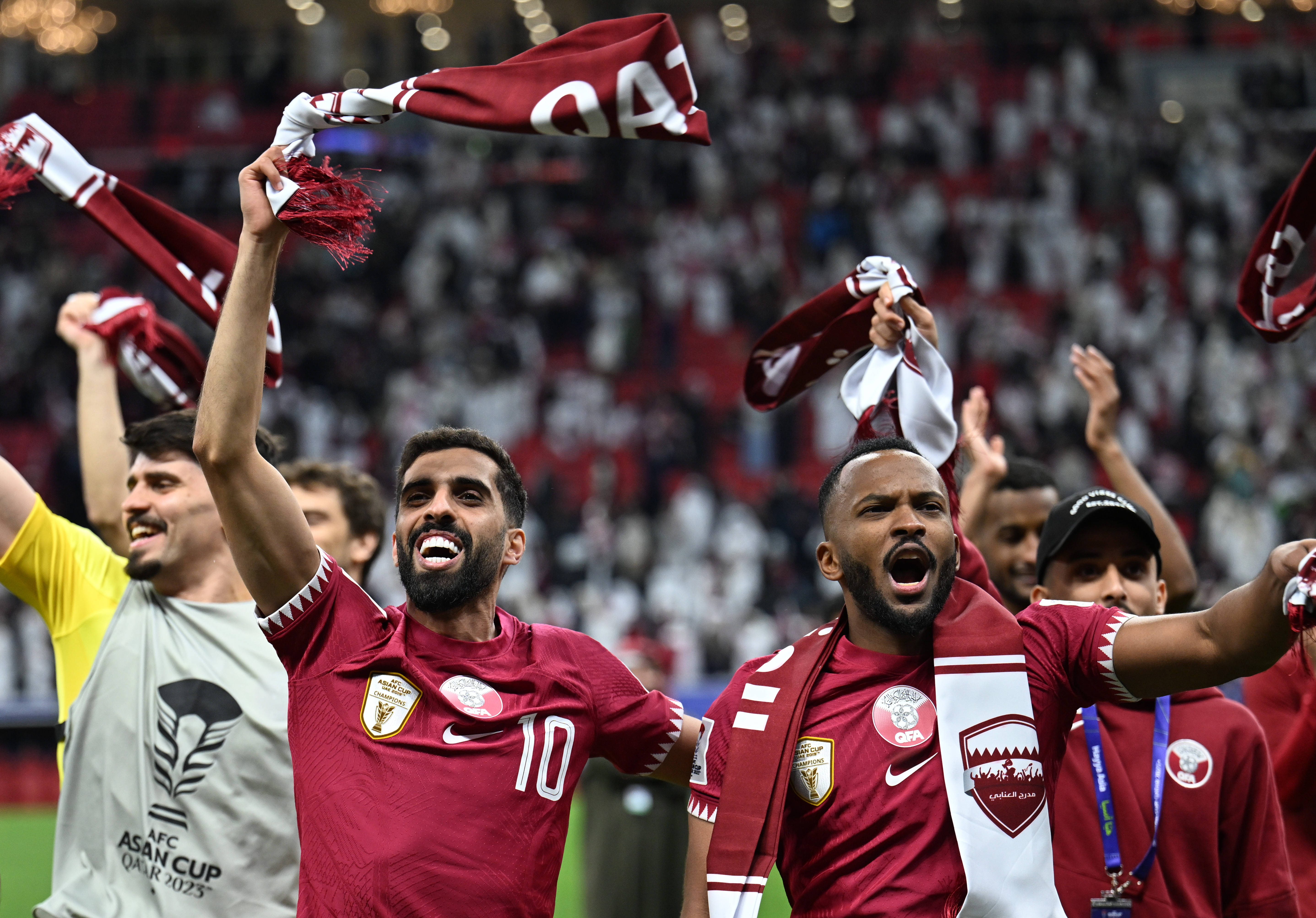 西班牙队球员发挥出色,获得比赛胜利(西班牙队球员发挥出色,获得比赛胜利的是谁) 西班牙队球员发挥出色,获得比赛胜利(西班牙队球员发挥出色,获得比赛胜利的是谁)