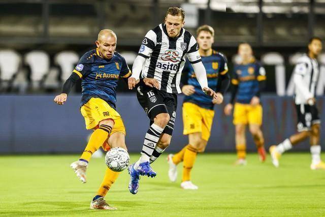 od体育注册-包含法兰克福客场击败霍芬海姆，积分榜上继续领先的词条