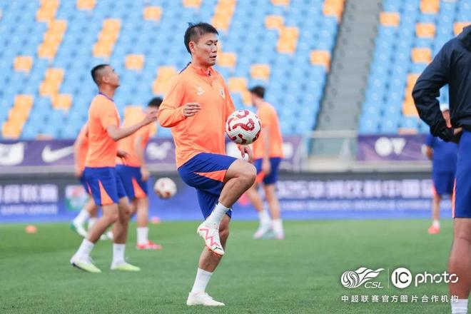 济南泰山险胜天津泰达,实力坚定的简单介绍 济南泰山险胜天津泰达,实力坚定的简单介绍