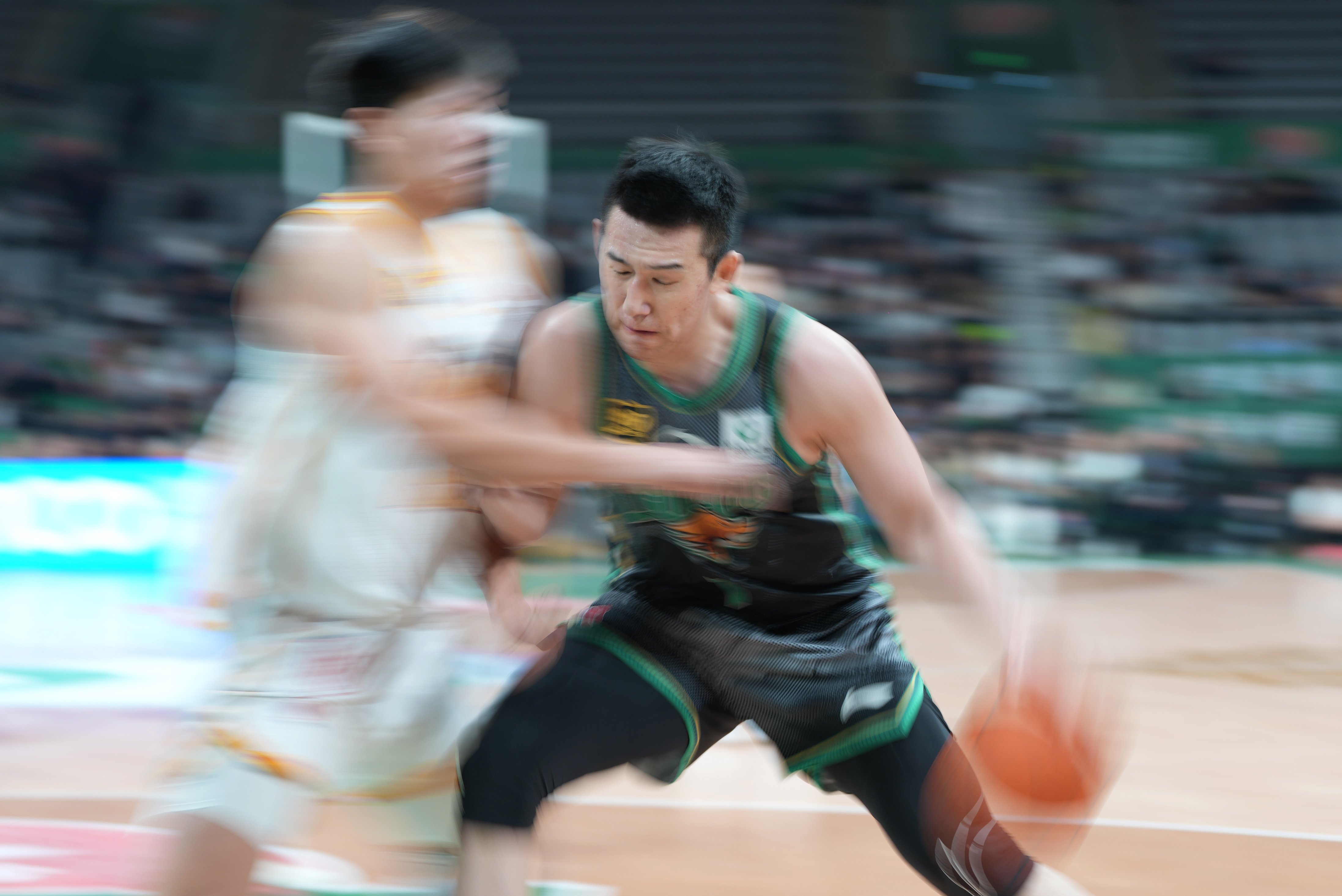 球队在比赛中发挥出色,成功摘取胜利的果实 球队在比赛中发挥出色,成功摘取胜利的果实