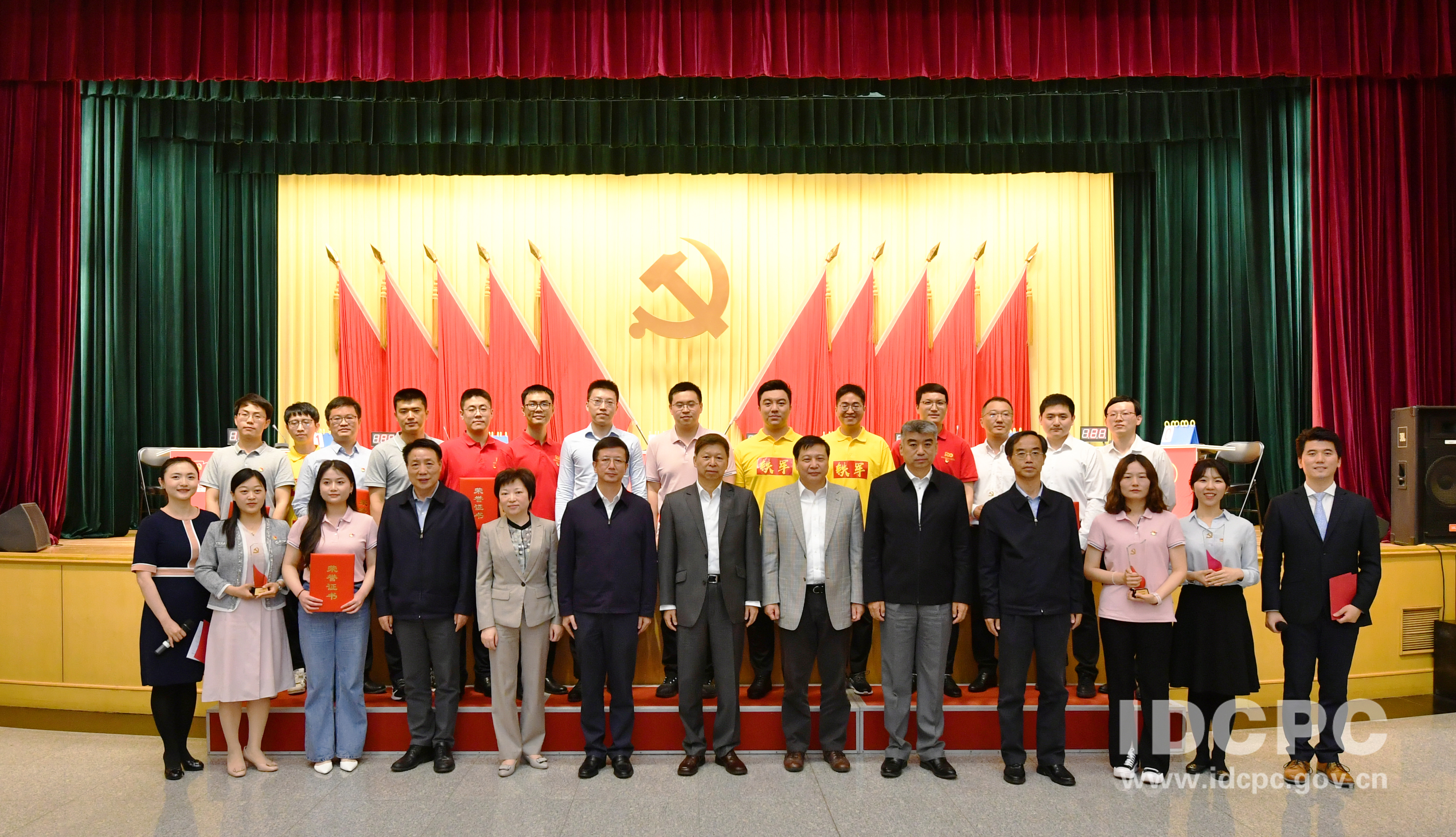 od体育app下载-多轮比赛揭开帷幕，激烈角逐正在展开