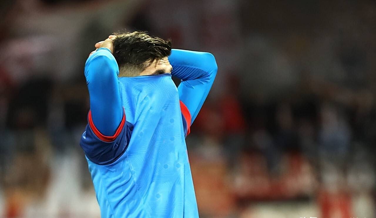 基尔球员受伤离场,对比赛造成影响的简单介绍 基尔球员受伤离场,对比赛造成影响的简单介绍