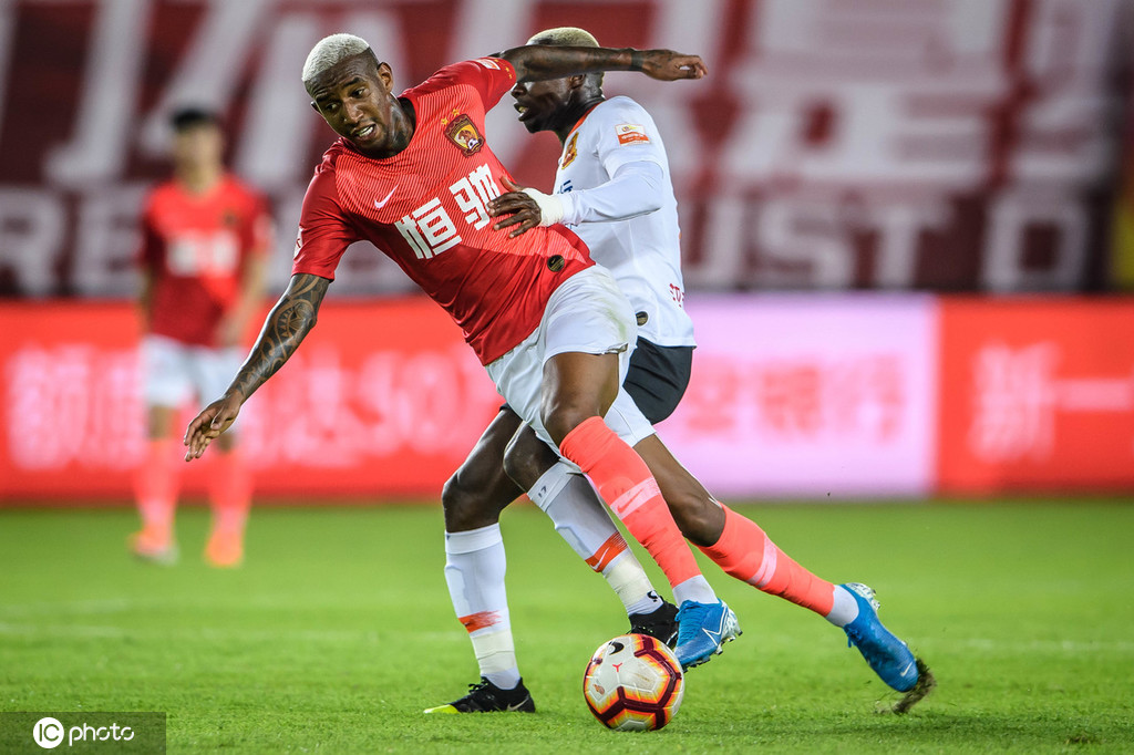 巴利亚多利德将士豪取五连胜 巴利亚多利德将士豪取五连胜