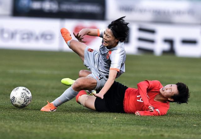 包含苏宁胜出，实力碾压对手展示强大实力的词条