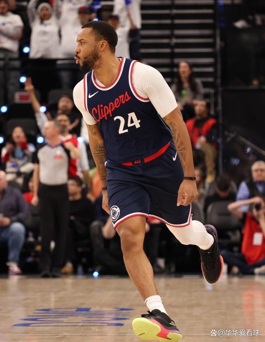 快船负灰熊近战失利，季后赛机会蒙上阴影的简单介绍